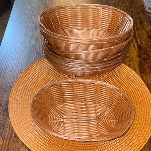 Set of 8 Poly Wicker Oval Medium Bread Baskets Unused